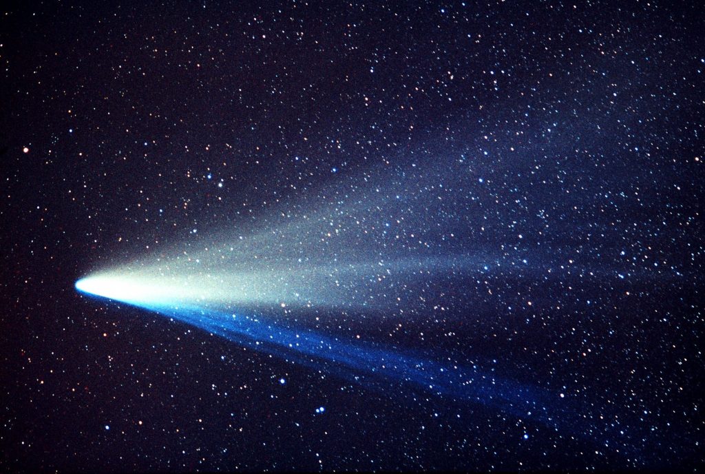 次回の出現は45年後 ハレー彗星観測の歴史 ヒデオの情報管理部屋